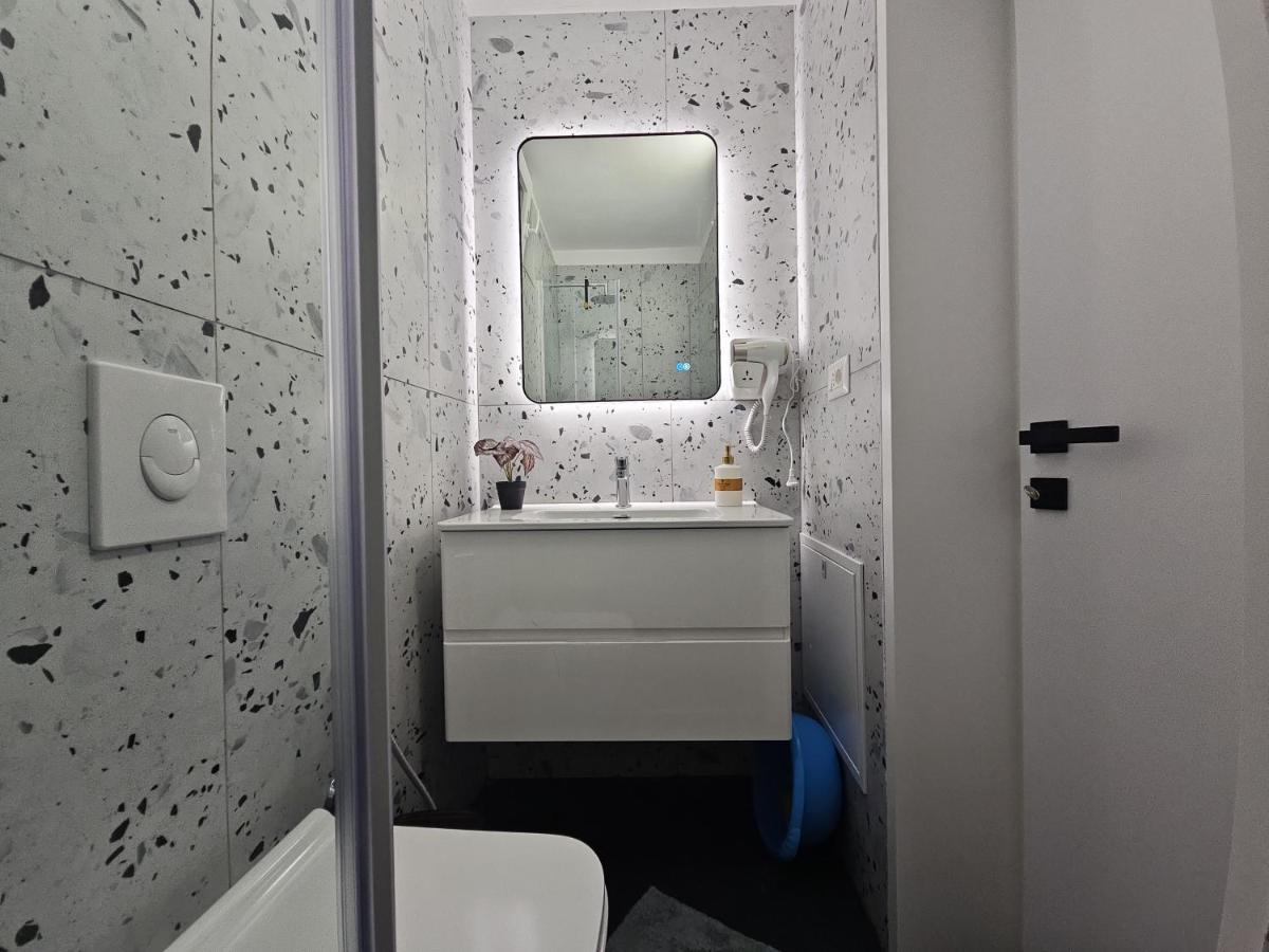 Tiny Rose Studio Tirana Zewnętrze zdjęcie